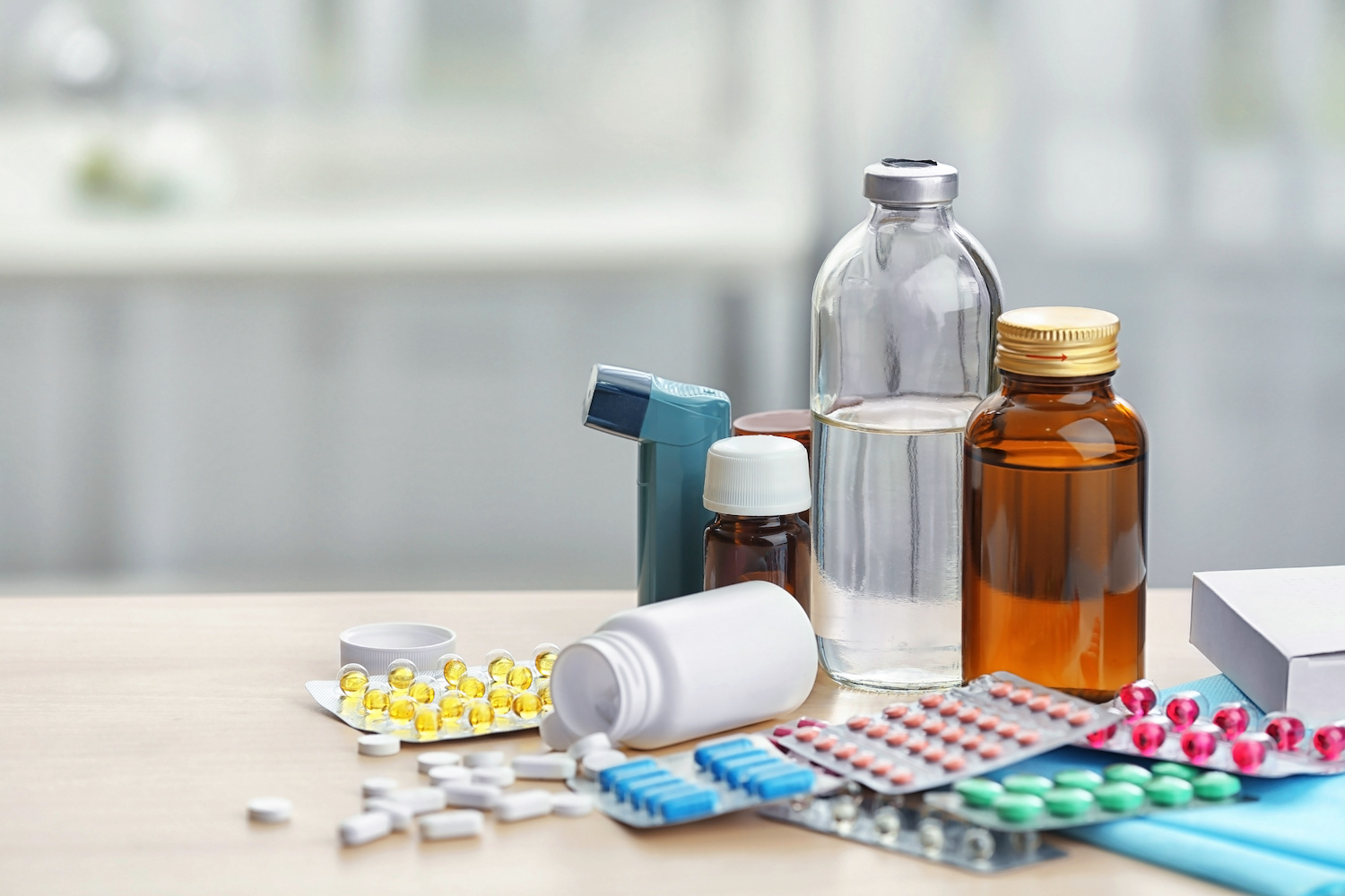 Spring_Clean_Your_Medicine_Cabinet.jpeg